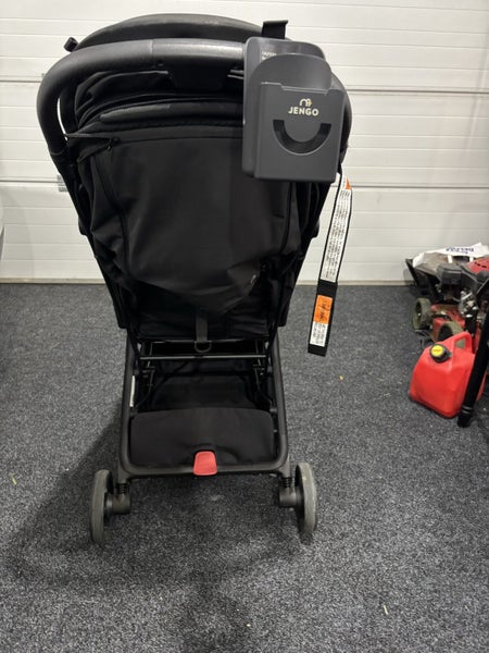 Jengo Eden Stroller - great condition483823998280683521