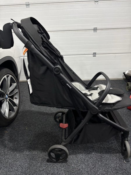 Jengo Eden Stroller - great condition483823998280683524