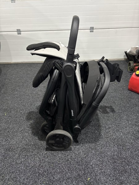 Jengo Eden Stroller - great condition483823998280683526