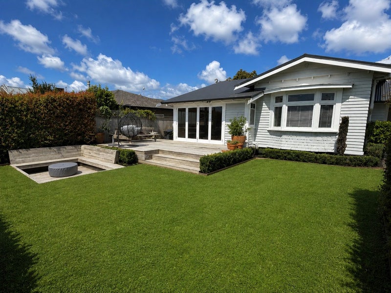 Image 1 of 14