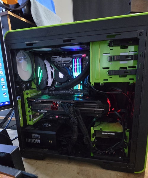 Gaming rig467212810909788160