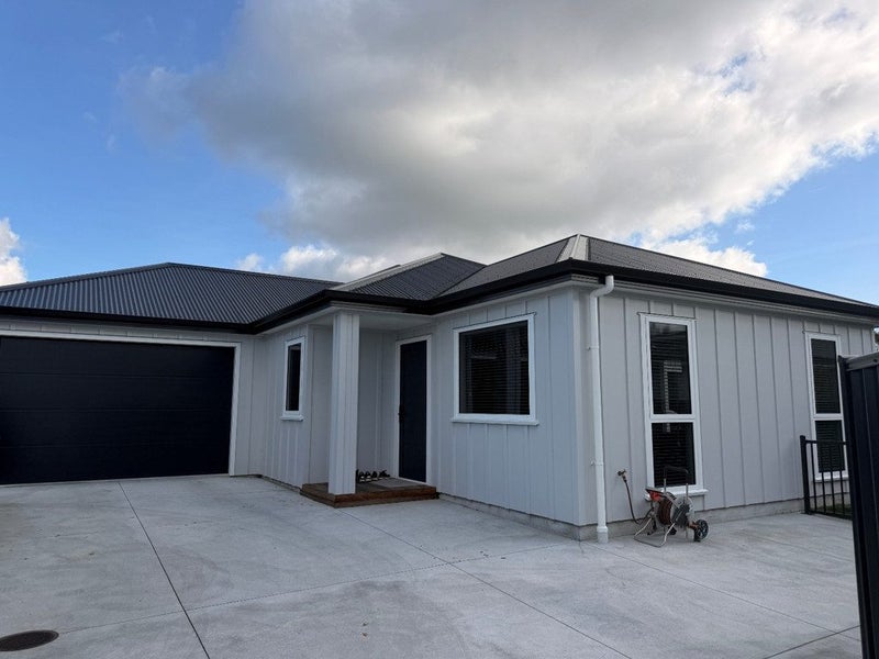 Image 1 of 11