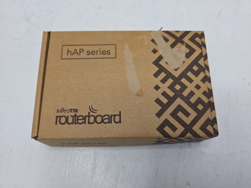 MikroTik hAP ac lite – RB952Ui-5ac2nD-TC Wireless Router Carousel 1