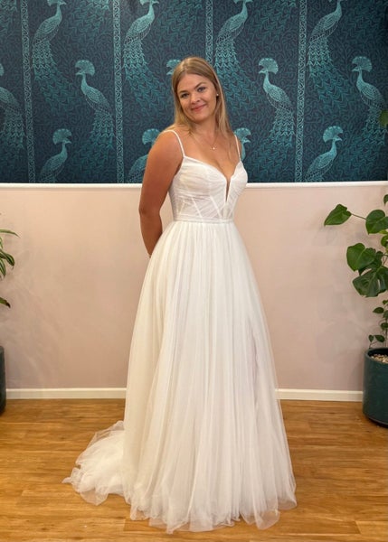 Wedding Societe sparkle tulle wedding dress s10-12 Carousel 1