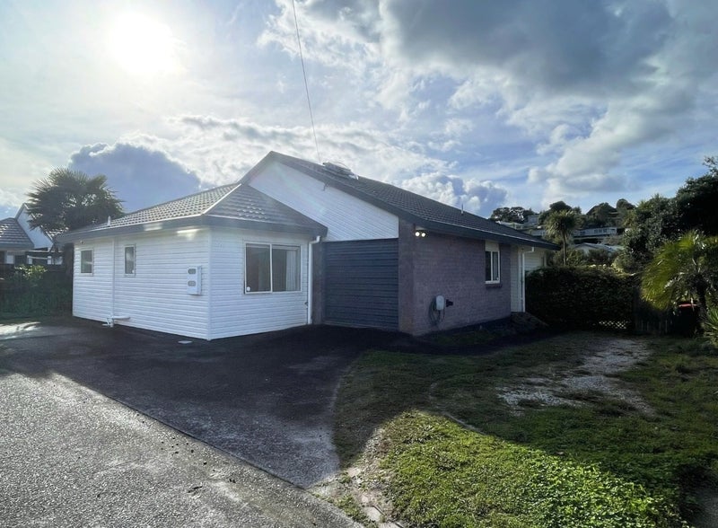 Image 1 of 20