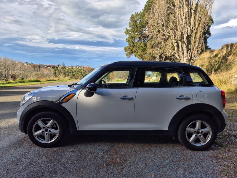 2011 MINI Cooper Crossover469088557545574402