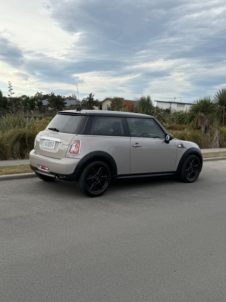 2013 MINI Cooper469088564266946562