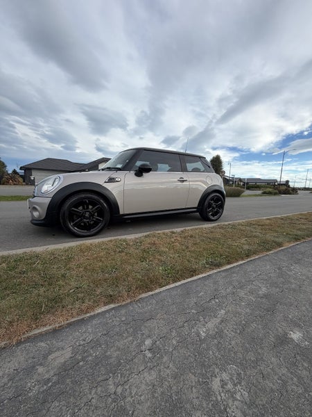 2013 MINI Cooper469088564266946566