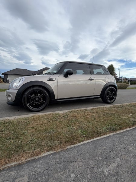 2013 MINI Cooper469088564266946567