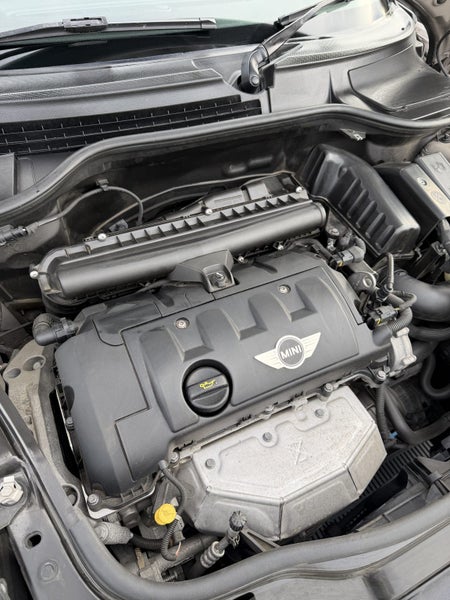 2013 MINI Cooper4690885642669465614
