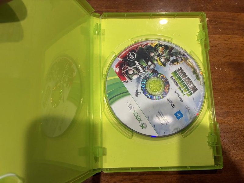 Plants Vs Zombies - Garden Warfare (Xbox 360) Carousel 3