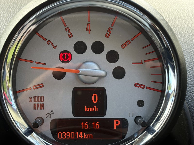2013 MINI One Crossover4697897444481638410