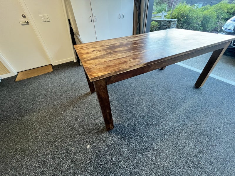 Solid Wood Table469786119541237761