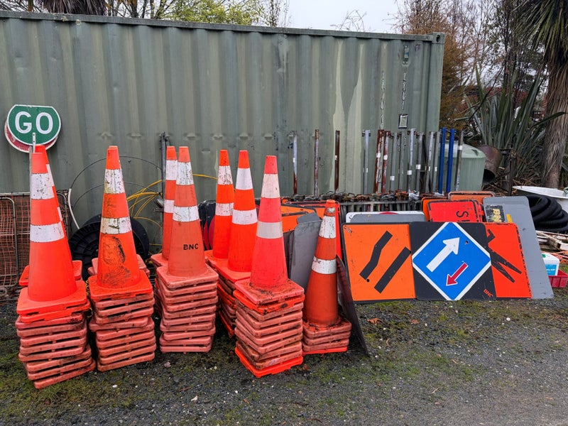 Traffic Management hardware bulk lot Carousel 1