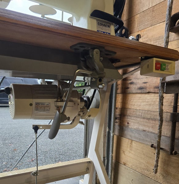Industrial sewing machine Carousel 4