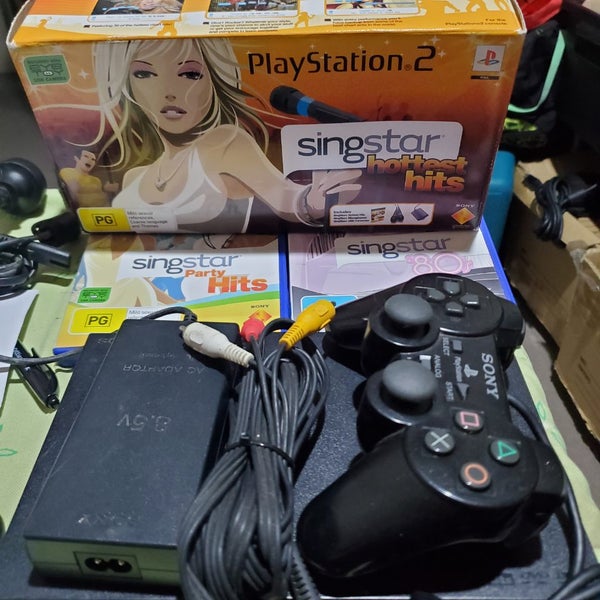 PS2 SINGSTAR HOTTEST HITS BOXED SET + PS2 SLIM & 2 x SINGSTAR GAMES Carousel 1