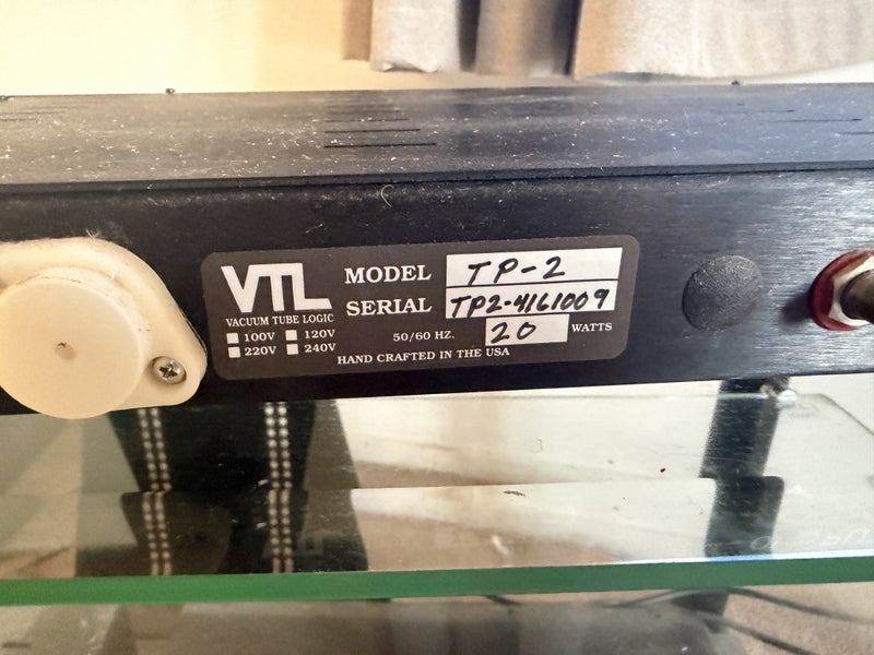 VTL TP-2 Tube Phono Preamplifier Carousel 2