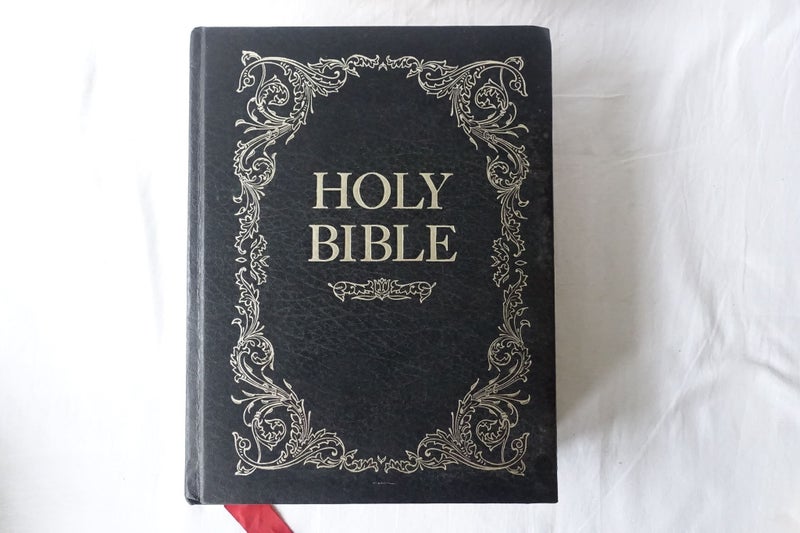 Holy Bible Authorized KJV1982 Words of Christ in Red Large Bible KJV (SKU BK29) Carousel 1