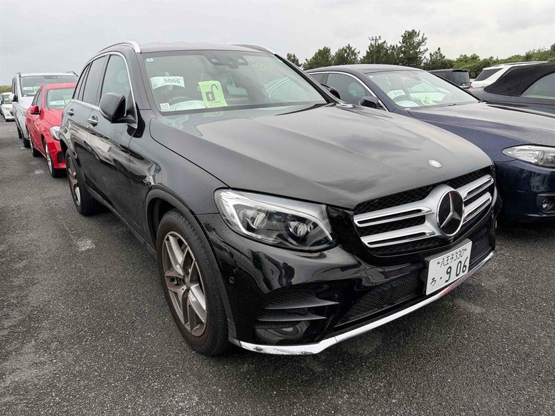 2016 Mercedes-Benz GLC 250 4WD, AMG, Paddle shi...