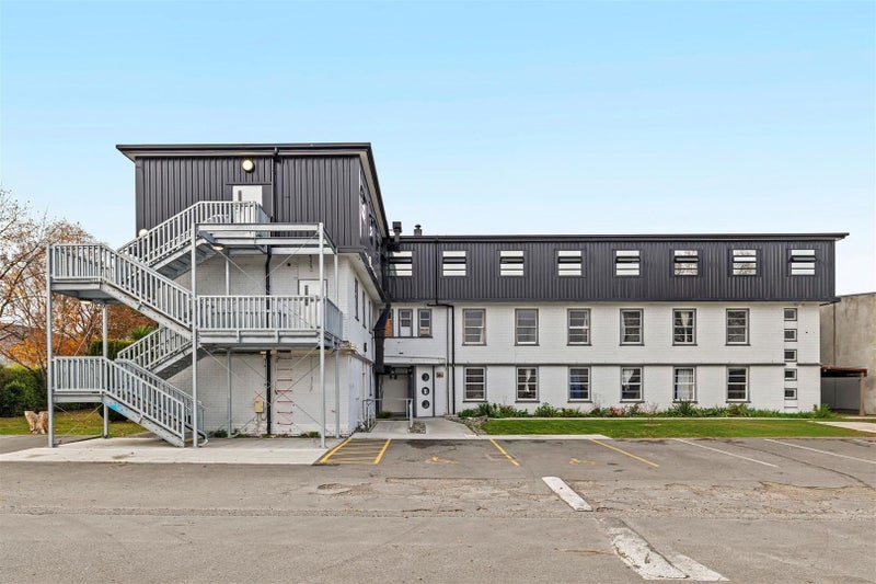 Image 1 of 15