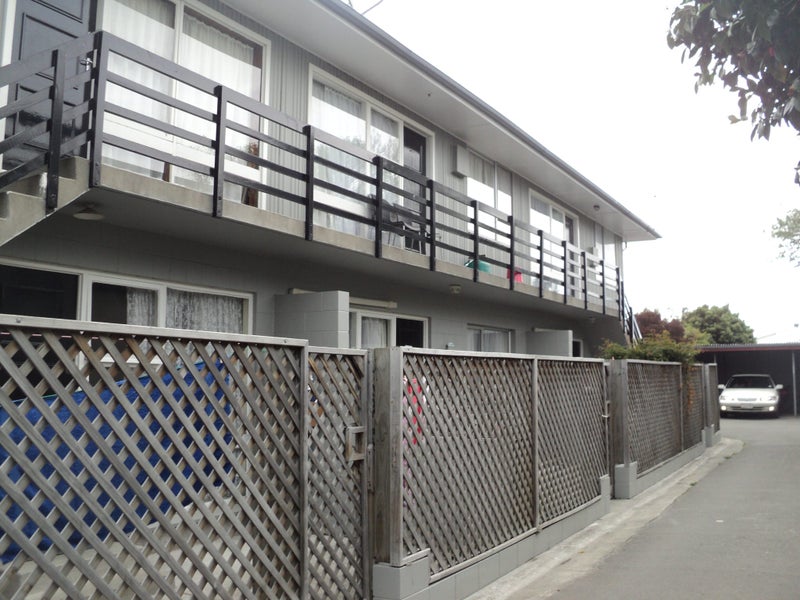 Image 1 of 8