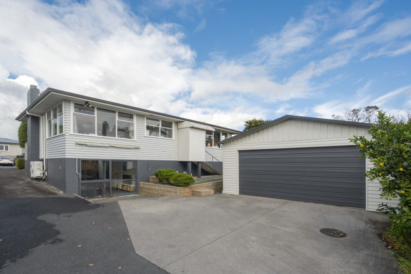 Image 1 of 24