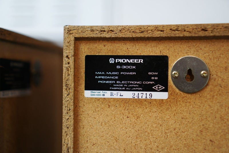 Pioneer S-300X Vintage Bookshelf Speakers with Square Drivers - Made in Japan Carousel 7