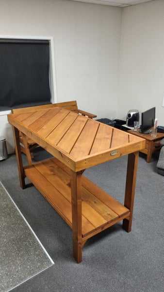 New Solid Timber Bar Leaner