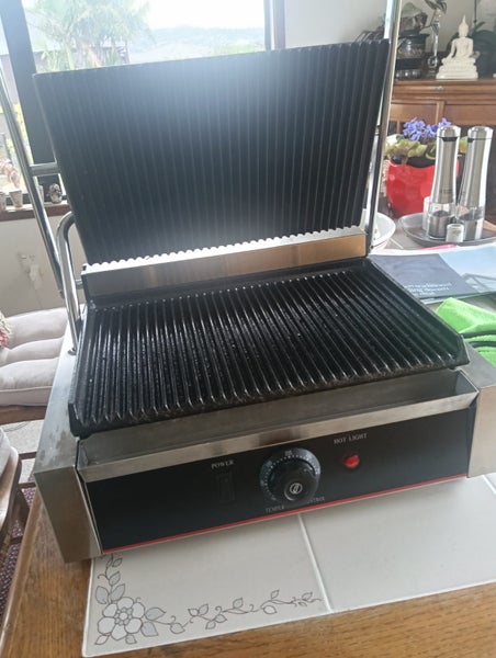 Commercial LinkRich Grill Carousel 1