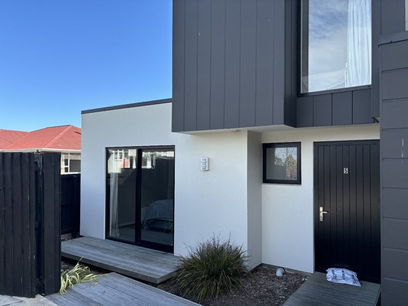 Image 1 of 23