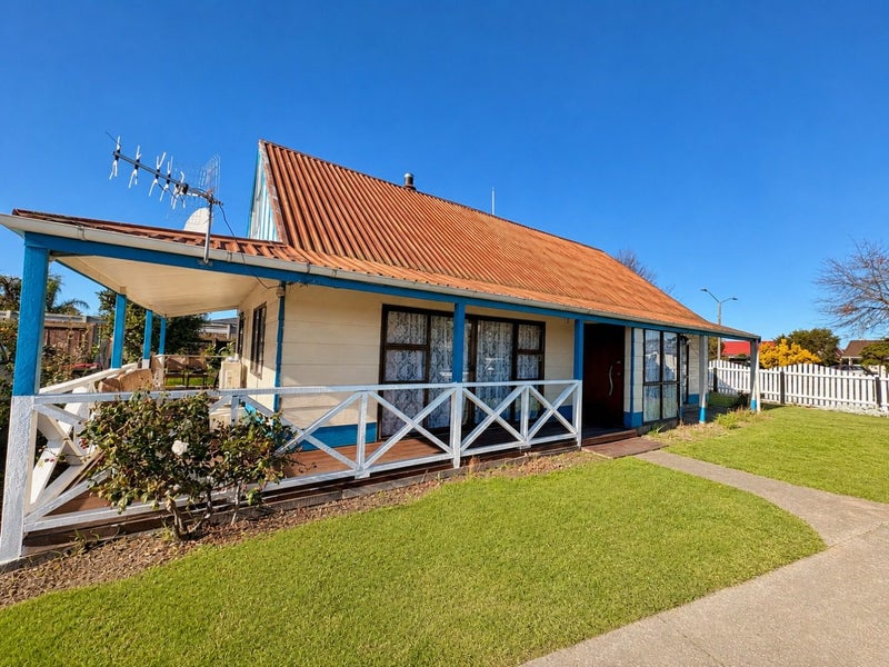 Image 1 of 18