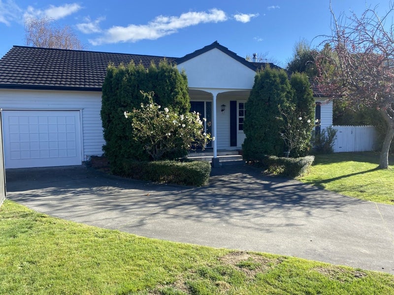 Image 1 of 20