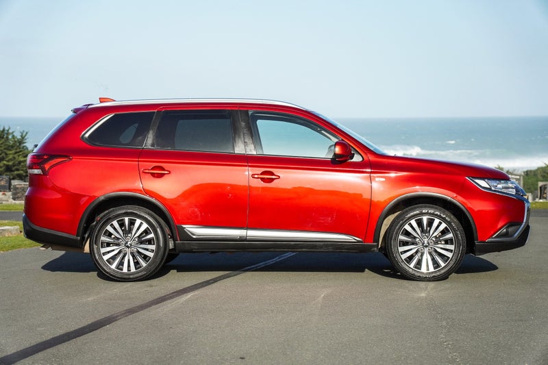 2022 Mitsubishi Outlander LS 2.4 4x4 7-seats, photo 2