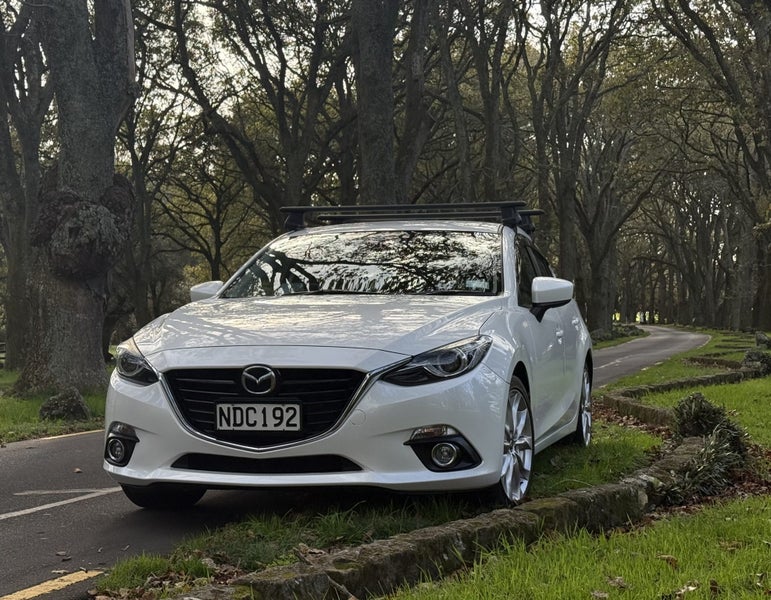 2014 Mazda Axela