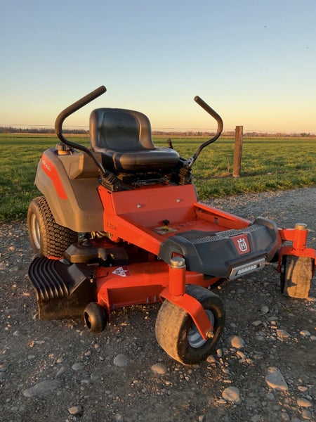 Husqvarna Z254i Zero Turn Mower – 54” Deck – Only 265 Hours