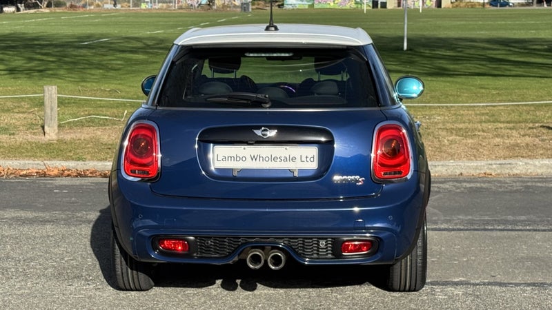 2015 MINI Cooper S 2.0 Turbo - 6-Speed Auto - E...477881520819415043