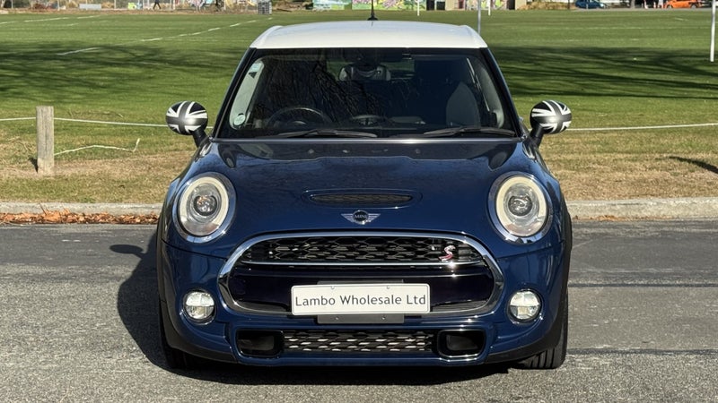 2015 MINI Cooper S 2.0 Turbo - 6-Speed Auto - E...477881520819415047