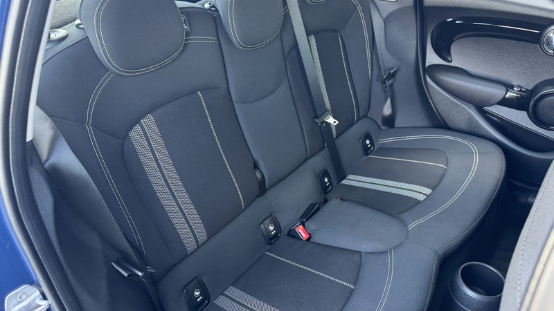 2015 MINI Cooper S 2.0 Turbo - 6-Speed Auto - E...4778815208194150413