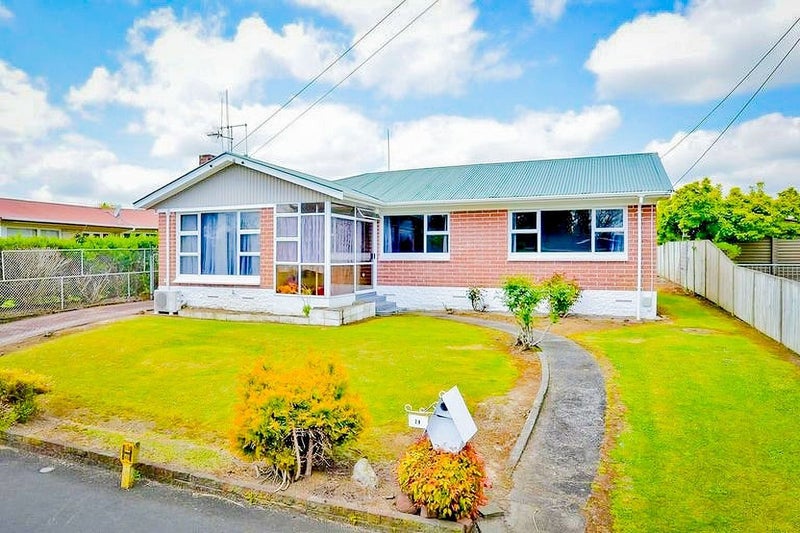 Image 1 of 20