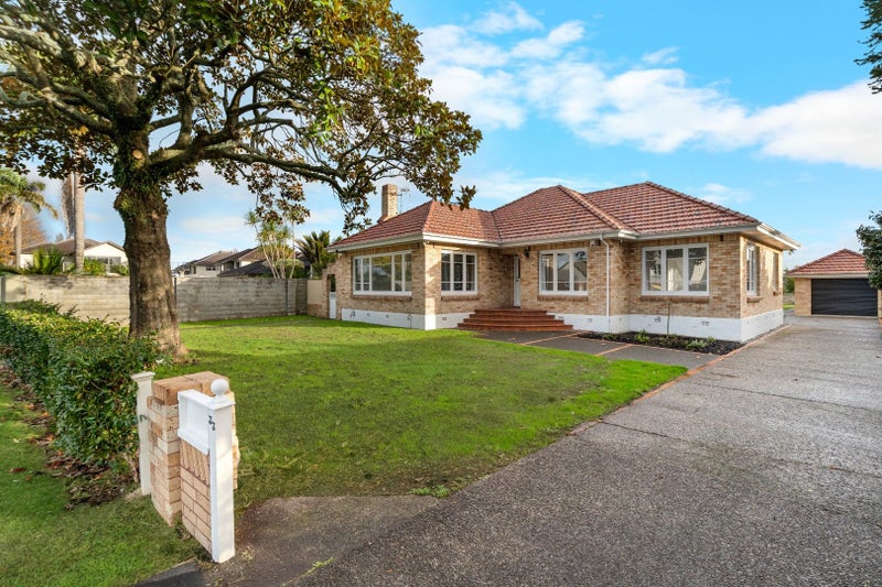 Image 1 of 20