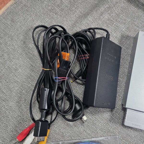 Playstation 2 Silver Console Bundle PS2 PAL + Lego Batman Carousel 2