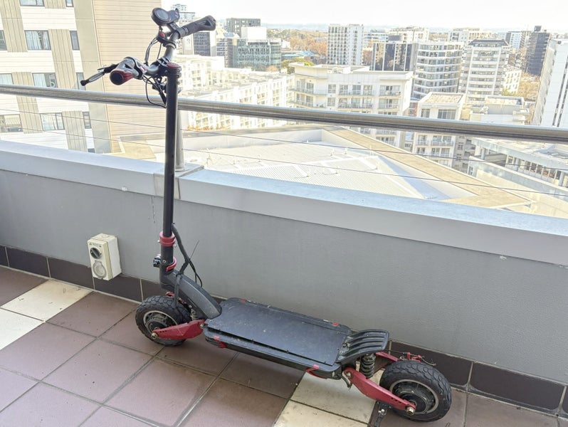 Sonic 2000 Electric Scooter