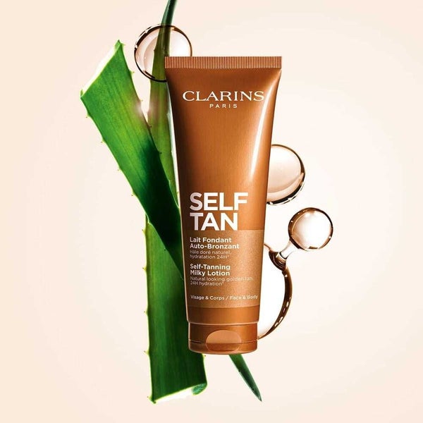 Clarins Self Tanning Milky Lotion 125ml Carousel 1
