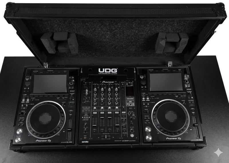 Pioneer CDJ-3000 x2 + DJM-900SRT + UDG Flight Case