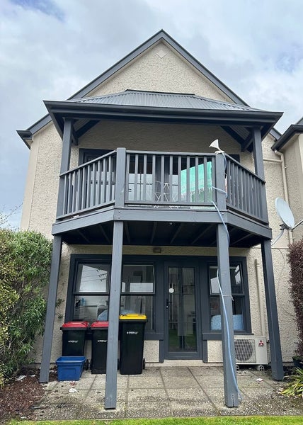 Image 1 of 18