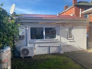 Image 1 of 7