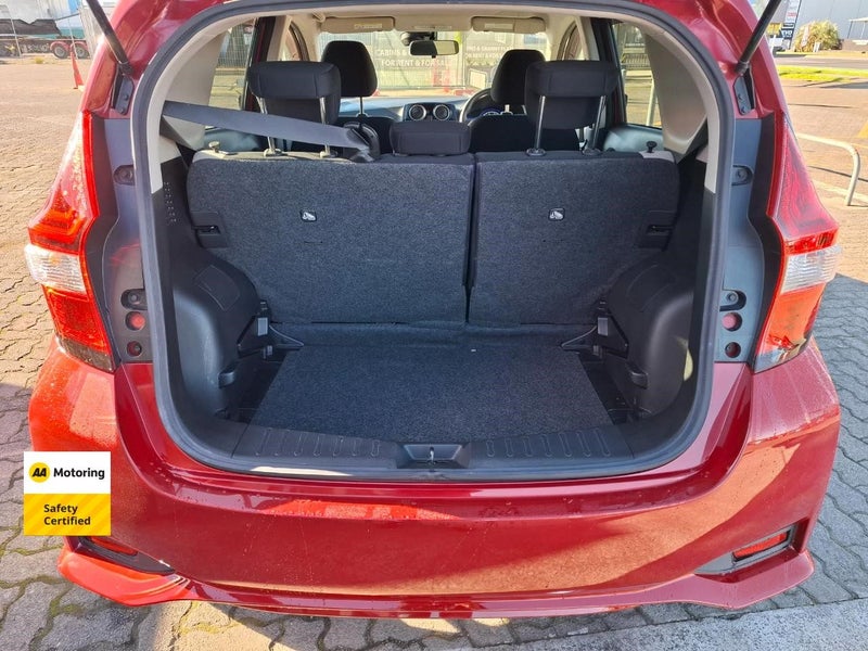 2017 Nissan Note E-POWER483776098668400647