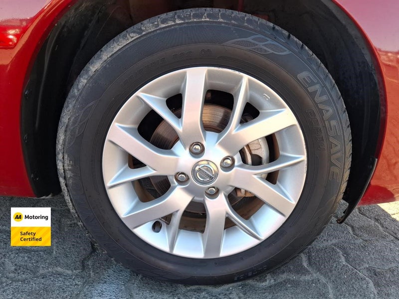 2017 Nissan Note E-POWER4837760986684006413