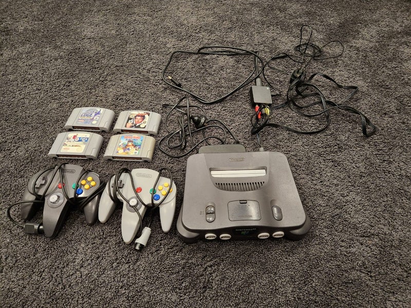 Nintendo 64, Goldeneye, DKR and HDMI converter Carousel 2