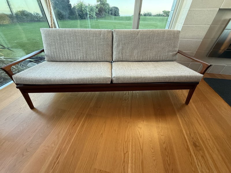 !!!Mid Century “Vono” Sofa/Couch/Bed Settee Carousel 17